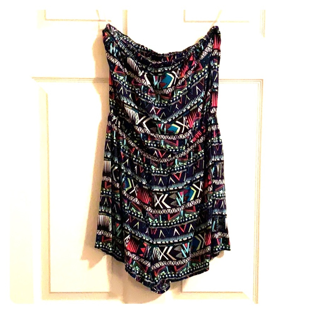 ✨5/$30 - H&M Aztec Colored Romper